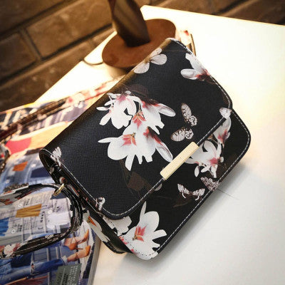 Women Floral leather Shoulder Bag Satchel Handbag Retro Messenger Bag Famous Designer Clutch Shoulder Bags Bolsa Bag Black White