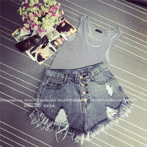 2017 European and American BF summer wind female blue high waist denim shorts women worn loose burr hole jeans shorts plus size